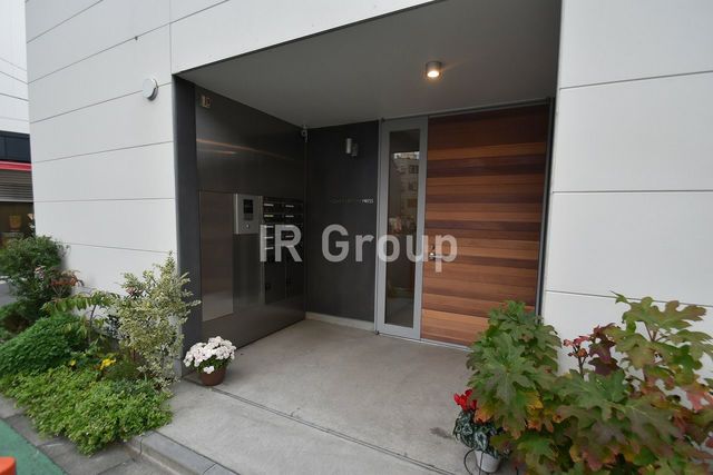 エントランス　エントランス