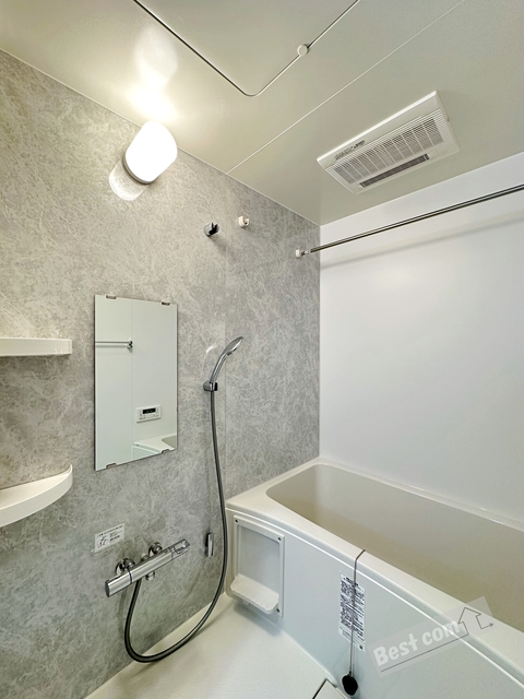 バス・シャワールーム　追い焚き付で寒い日も温まります♪