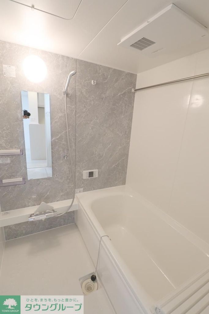 バス・シャワールーム　バス