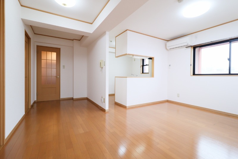 居室・リビング　図面と現状に相違がある場合には現状を優先