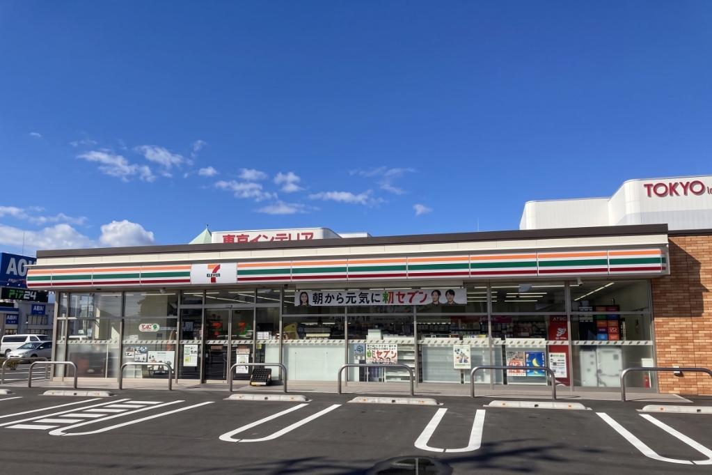 コンビニ　セブンイレブン 長野稲里中央店（コンビニ）まで842m