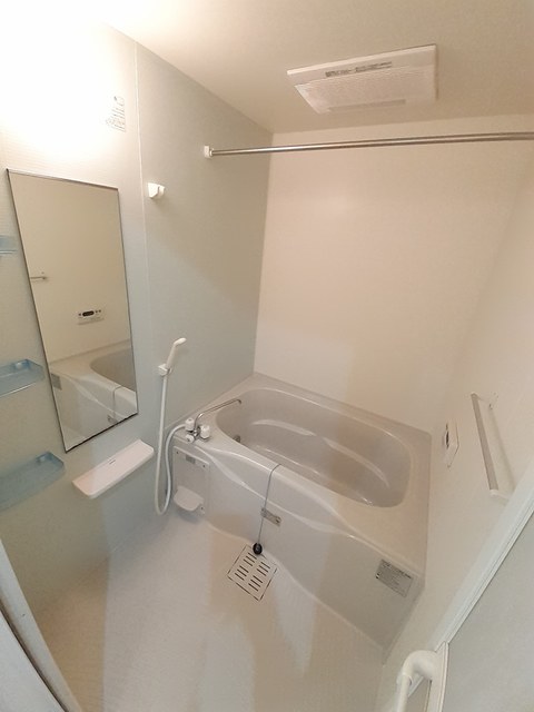 バス・シャワールーム　バス