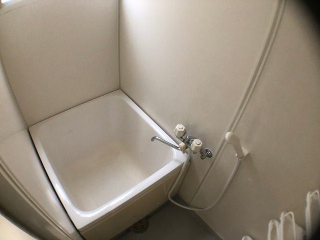 バス・シャワールーム　清潔感のある浴室です♪