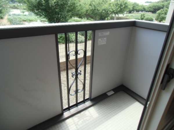 バルコニー　同建物別部屋