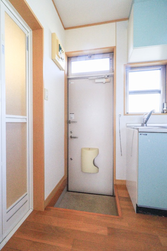 玄関　図面と現状に相違がある場合には現状を優先