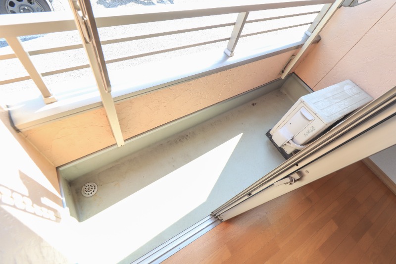 バルコニー　図面と現状に相違がある場合には現状を優先