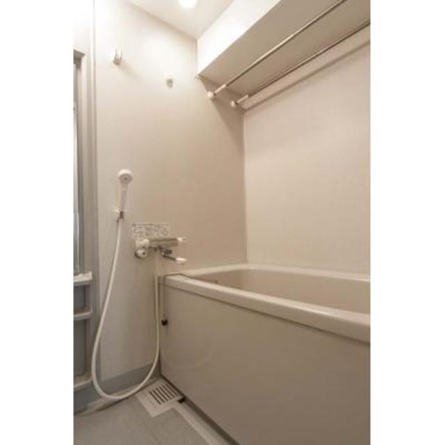 バス・シャワールーム　※写真は同タイプ住戸です。