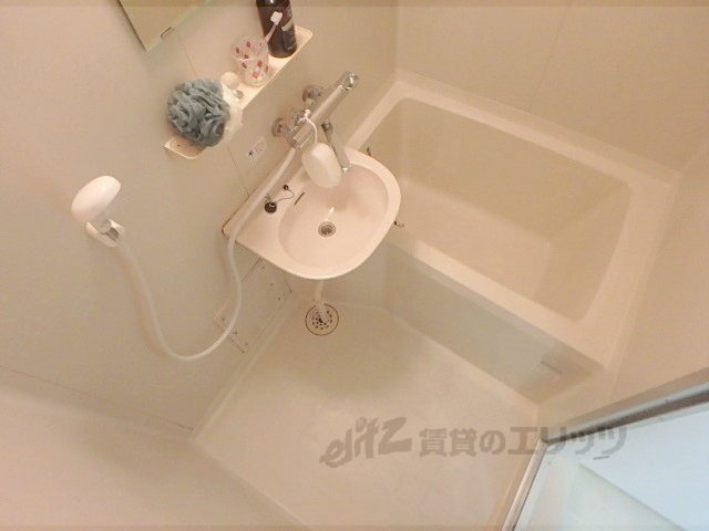 バス・シャワールーム　バス