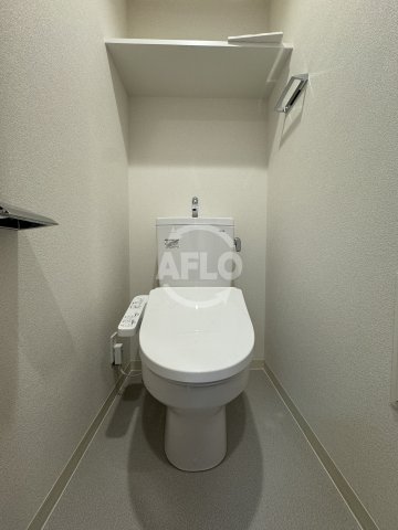 トイレ　プレサンス四天王寺前夕陽ヶ丘　凛宮　トイレ