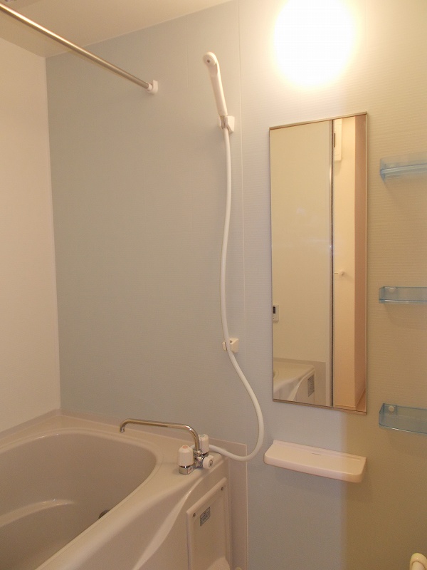 バス・シャワールーム　風呂