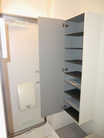 玄関　シューズＢＯＸ付き玄関