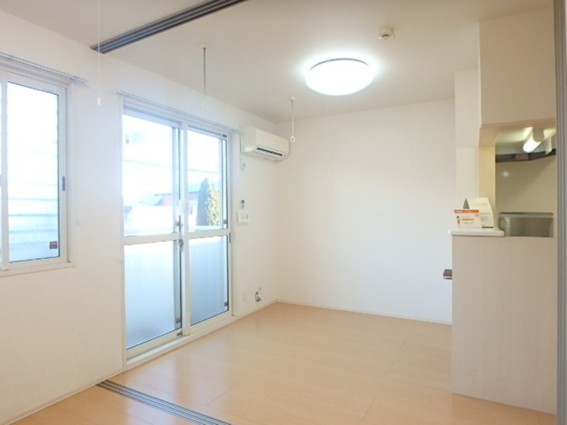 居室・リビング　図面と現状に相違がある場合には現状を優先