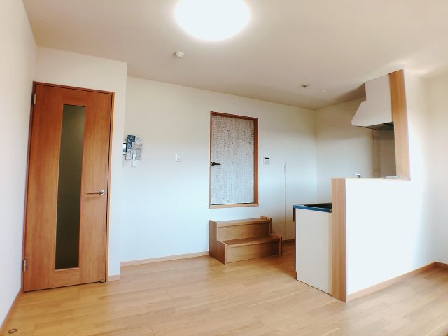 居室・リビング　広々と使える10帖のリビング★