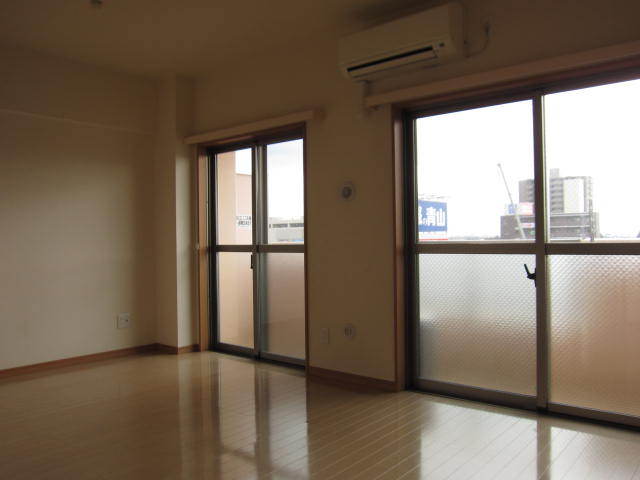 居室・リビング　ＬＤＫ１２．４帖