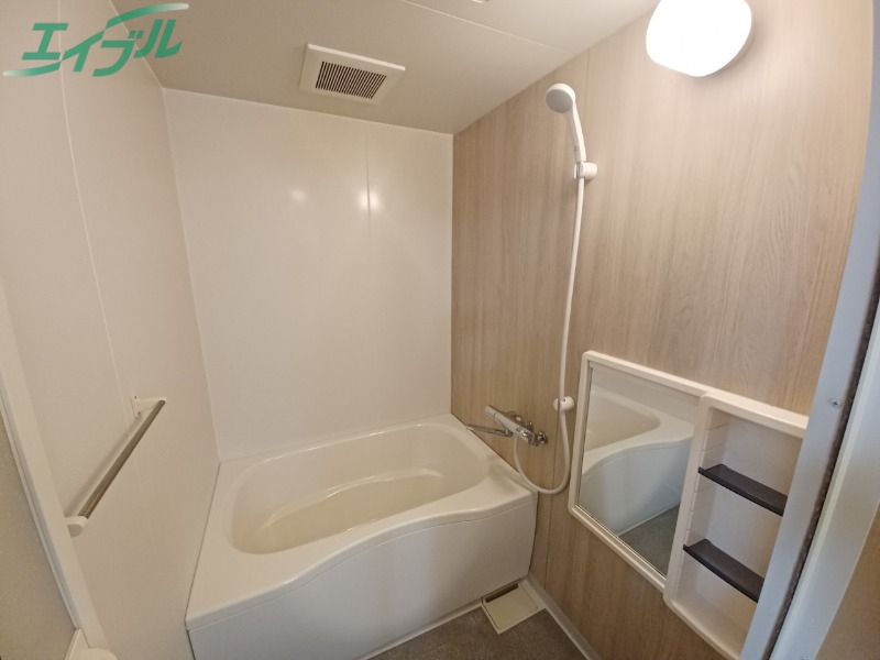 バス・シャワールーム　別部屋参考写真です