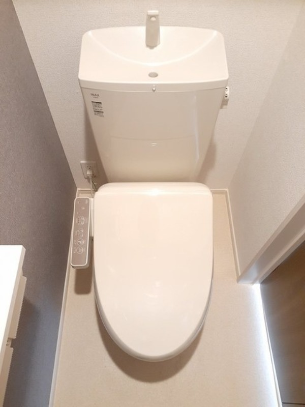 トイレ　図面と現状に相違がある場合には現状を優先