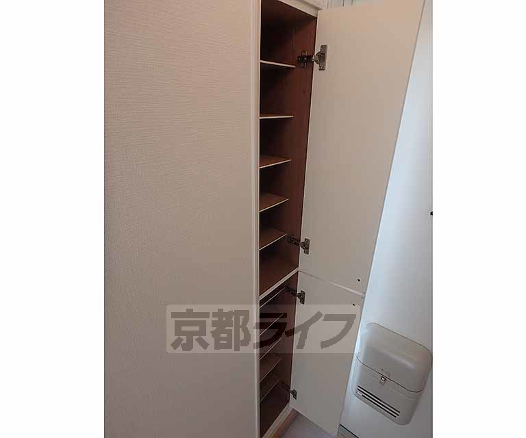 収納　シューズボックスです。