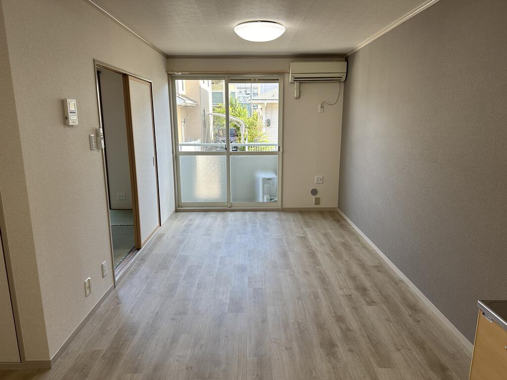 その他　LDK　間取り変更リフォーム済み