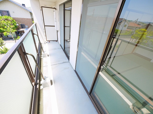 バルコニー　落ち着いた時間を過ごせるバルコニーです