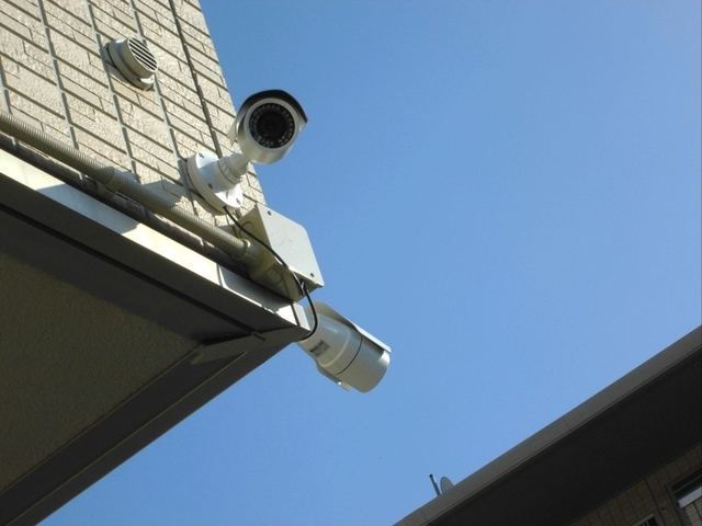 ロビー　防犯カメラ設置あり