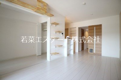 居室・リビング　同型モデル