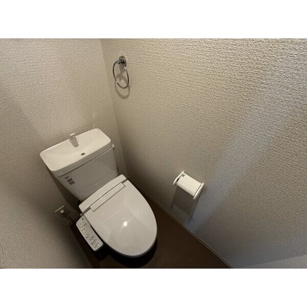 トイレ　シンプルで使いやすいトイレです