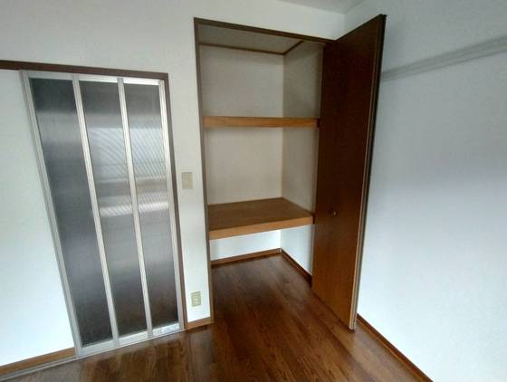 収納　※別部屋の写真です