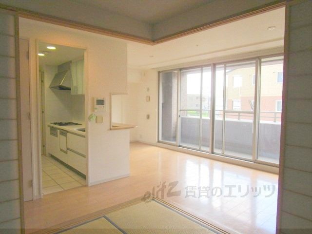 居室・リビング　リビング