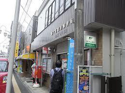 銀行　横浜銀行 鶴ヶ峯支店（銀行）まで442m