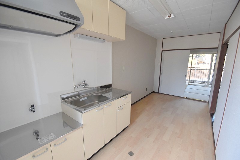 居室・リビング　日当たり良好です。