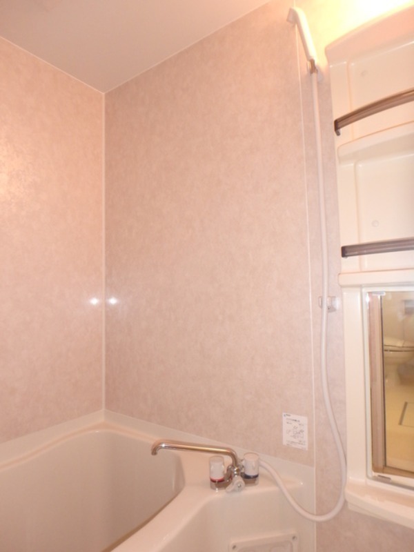 バス・シャワールーム　図面と現状に相違がある場合には現状を優先