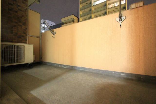 バルコニー　バルコニーも広々