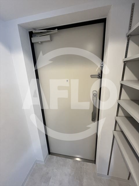 玄関　Metrosa深江橋　玄関