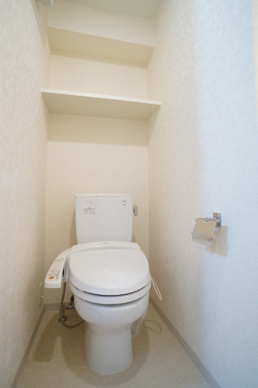トイレ　別号室