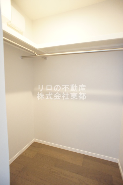 収納　奥行のあるウォークインクローゼットならお荷物多い方でも安心☆