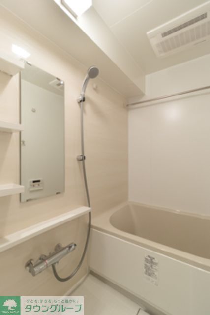 バス・シャワールーム　※写真は同タイプ住戸です。