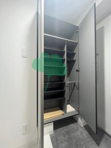 玄関　下駄箱もしっかりついてます！