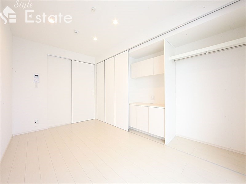 居室・リビング　内装