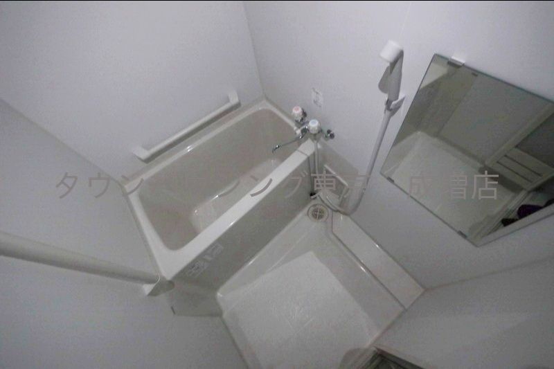 バス・シャワールーム　バス