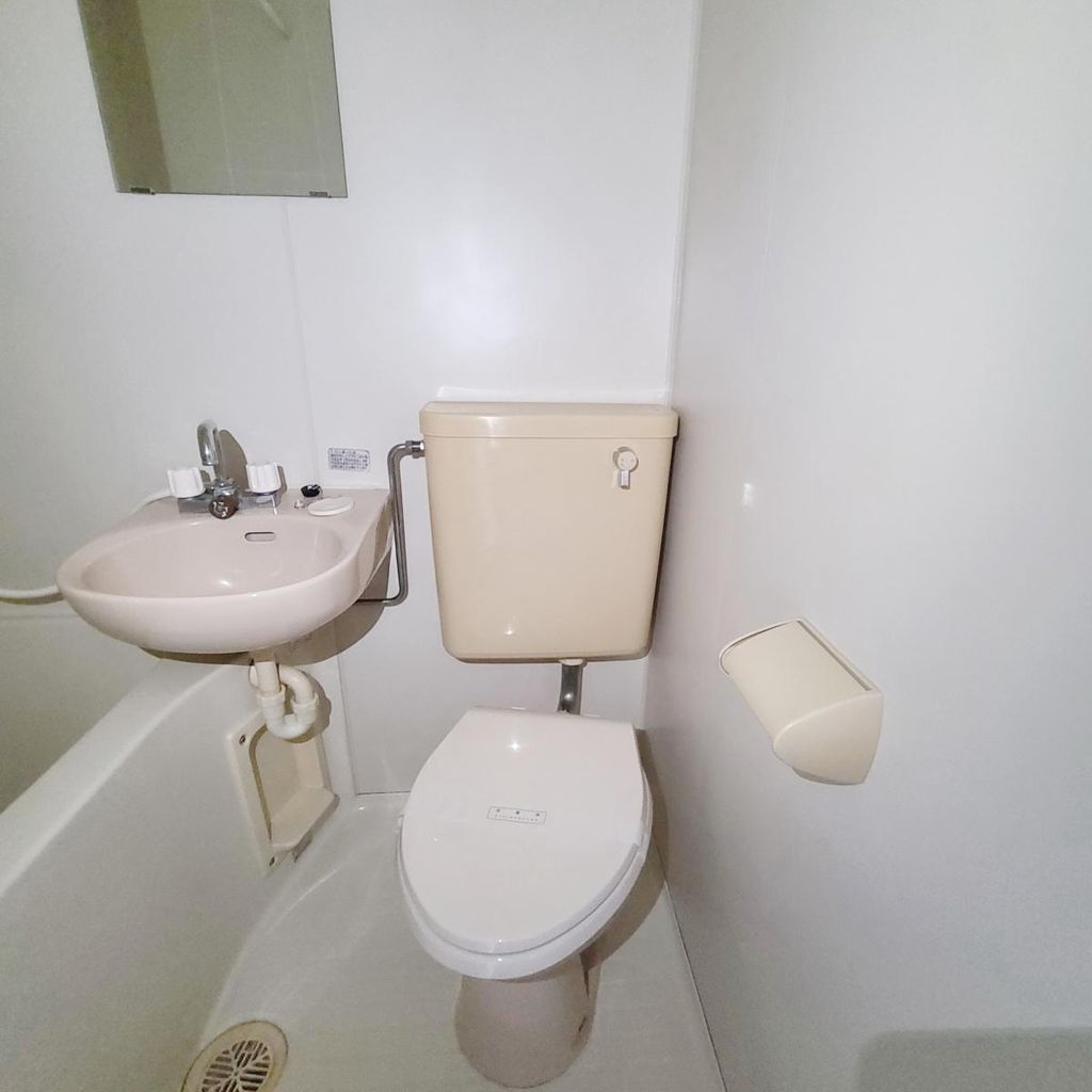 トイレ　別部屋参照