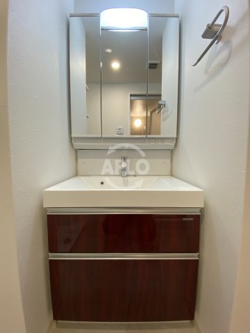 洗面設備　ディームス福島（旧名：プレジオ福島リバーガーデン）　独立洗面