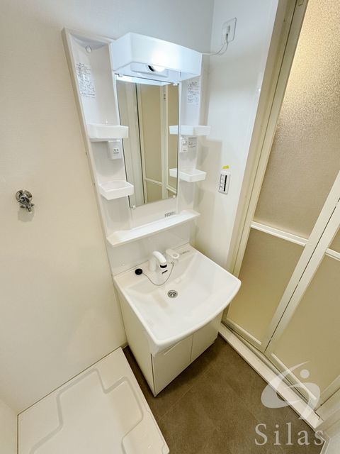 洗面設備　同仕様