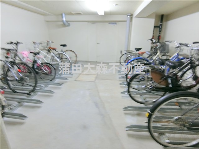その他共有部分　その他共用部分　屋根付駐輪場