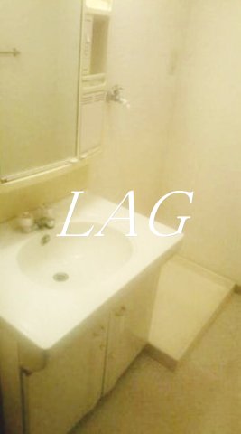 洗面設備　独立洗面台です。