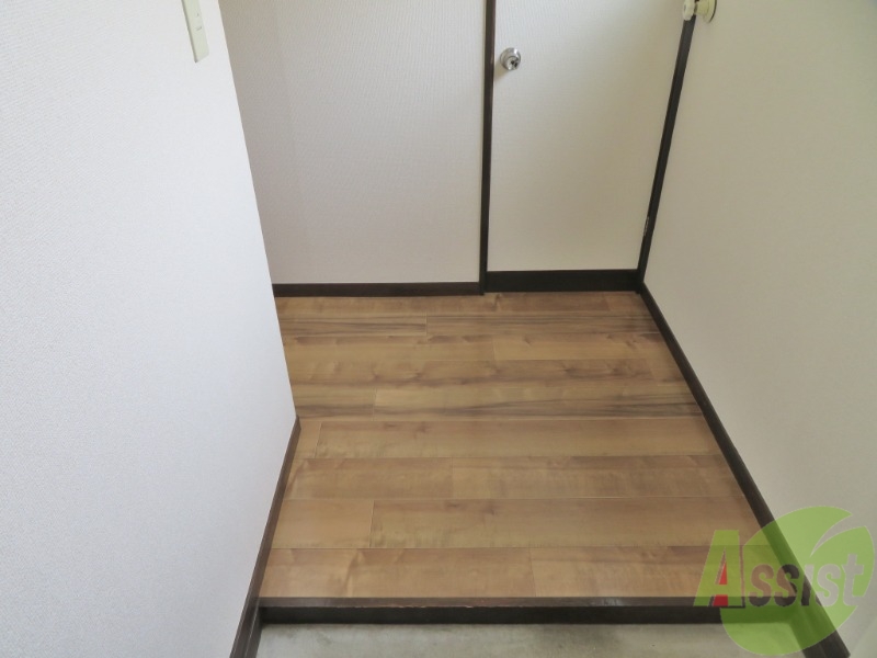 玄関　玄関でございます。毎日の出入りはこちらから。