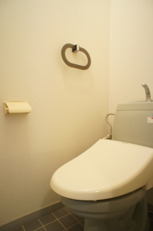 トイレ　図面と現状に相違がある場合には現状を優先