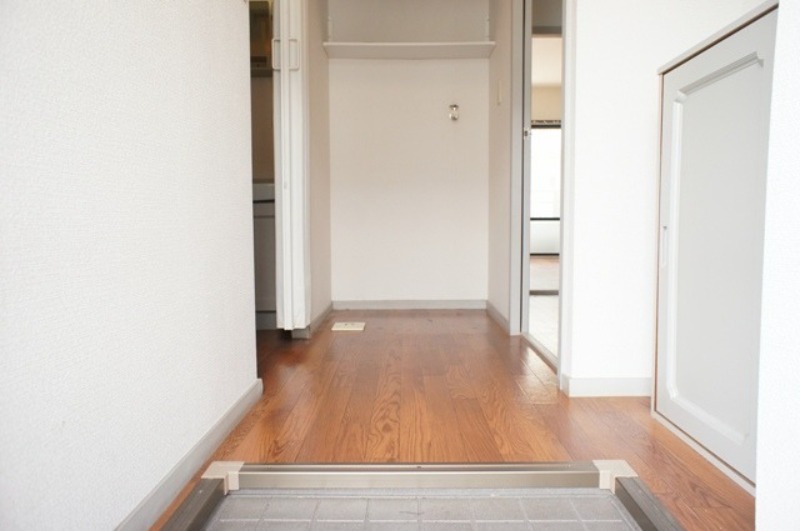 玄関　図面と現状に相違がある場合には現状を優先