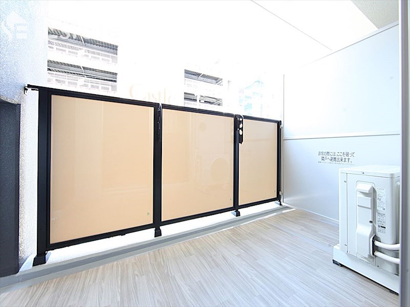 バルコニー　バルコニー