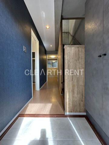 玄関　☆新築デザイナーズマンション/敷金礼金ゼロ/2LDKファミリ