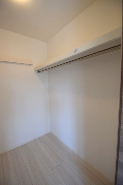 収納　ウォークインクローゼット×2